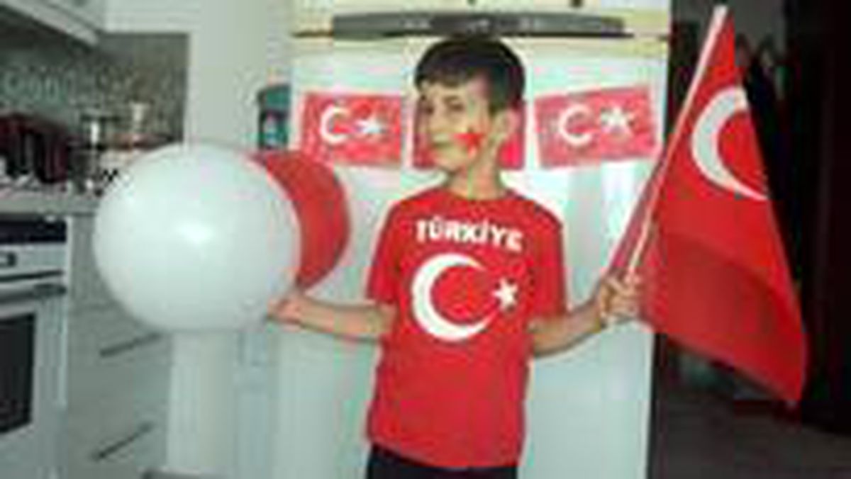 Çocuklar 23 Nisan\'ı anlattı