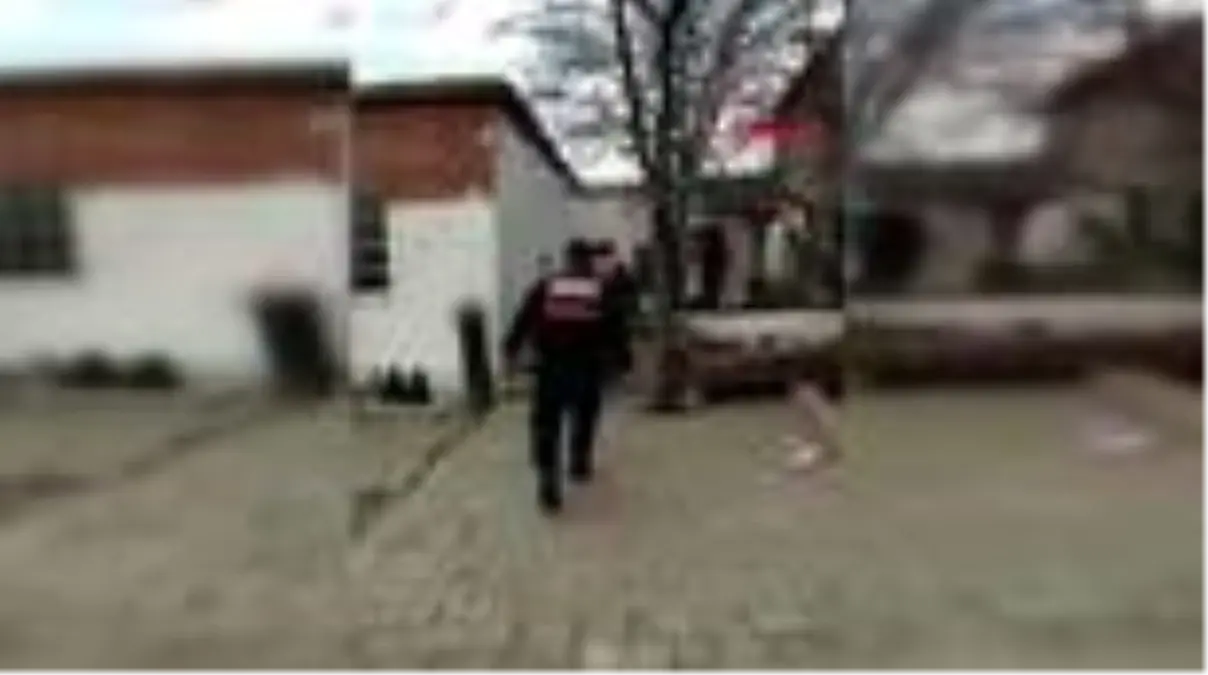 Niğmet\'e mektup yazdığı jandarmadan, EBA takibi için uydu cihazı ve tablet