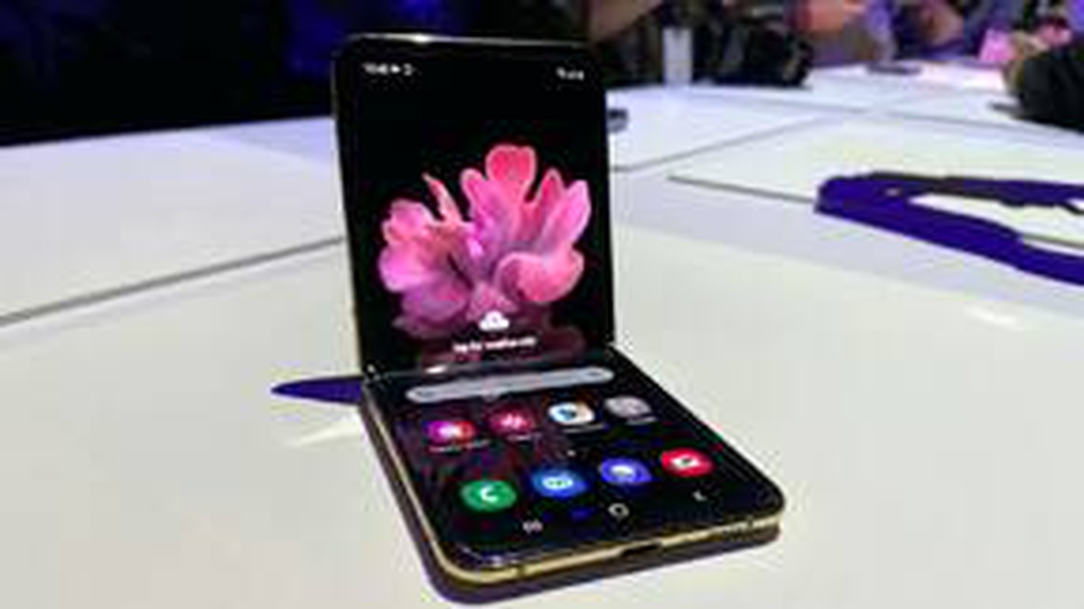 Samsung Galaxy Z Flip Yeni Yazılım Güncellemesi Alıyor