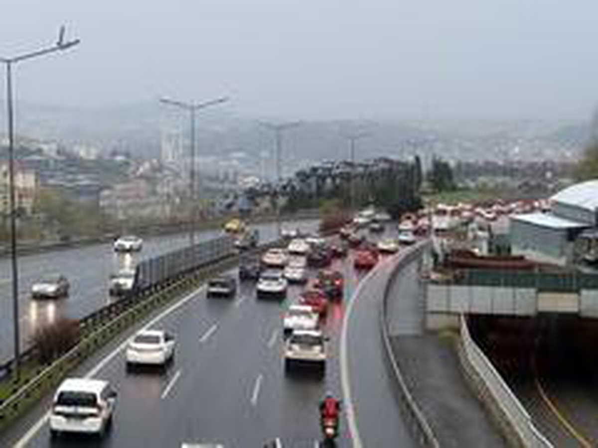 15 Temmuz Şehitler Köprüsü\'ndeki trafik alışılan görüntülerine döndü