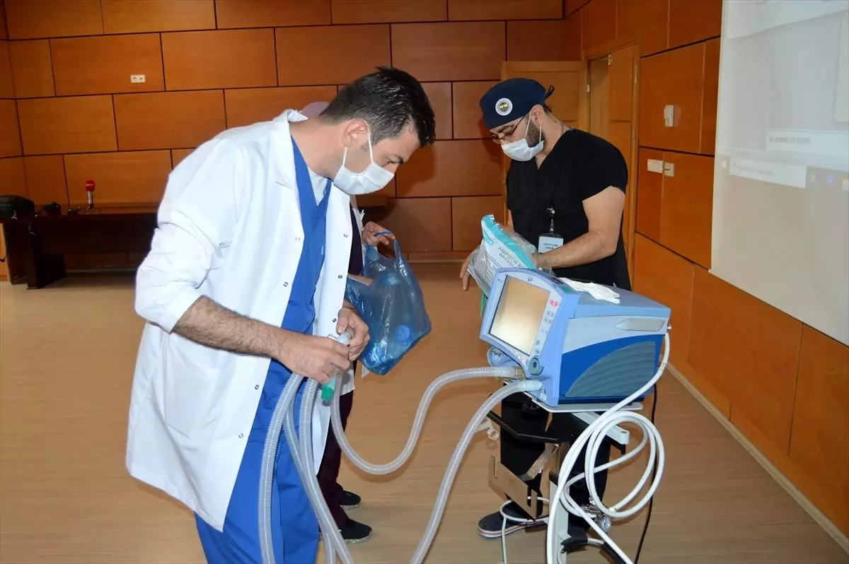 Afyonkarahisar\'da bilim insanları "UV-C" sterilizatör tasarladı