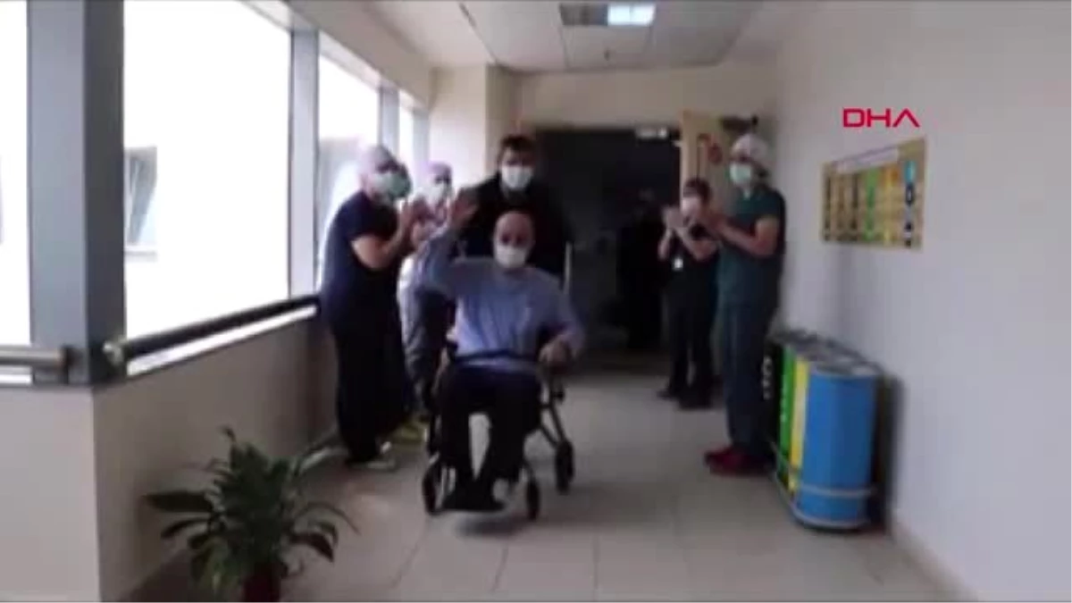 Bolu\'da koronavirüsü yenen 6 kişi alkışlarla taburcu edildi