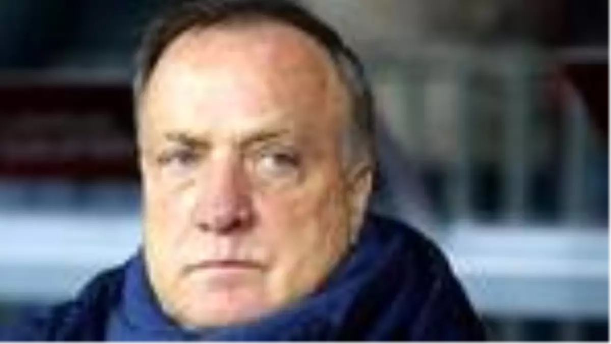 Feyenoord, Dick Advocaat\'la 1 yıl daha imzaladı