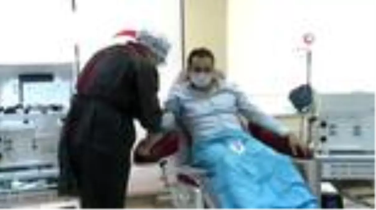 İmmün plazma bağışçılarına Kızılay\'dan madalya