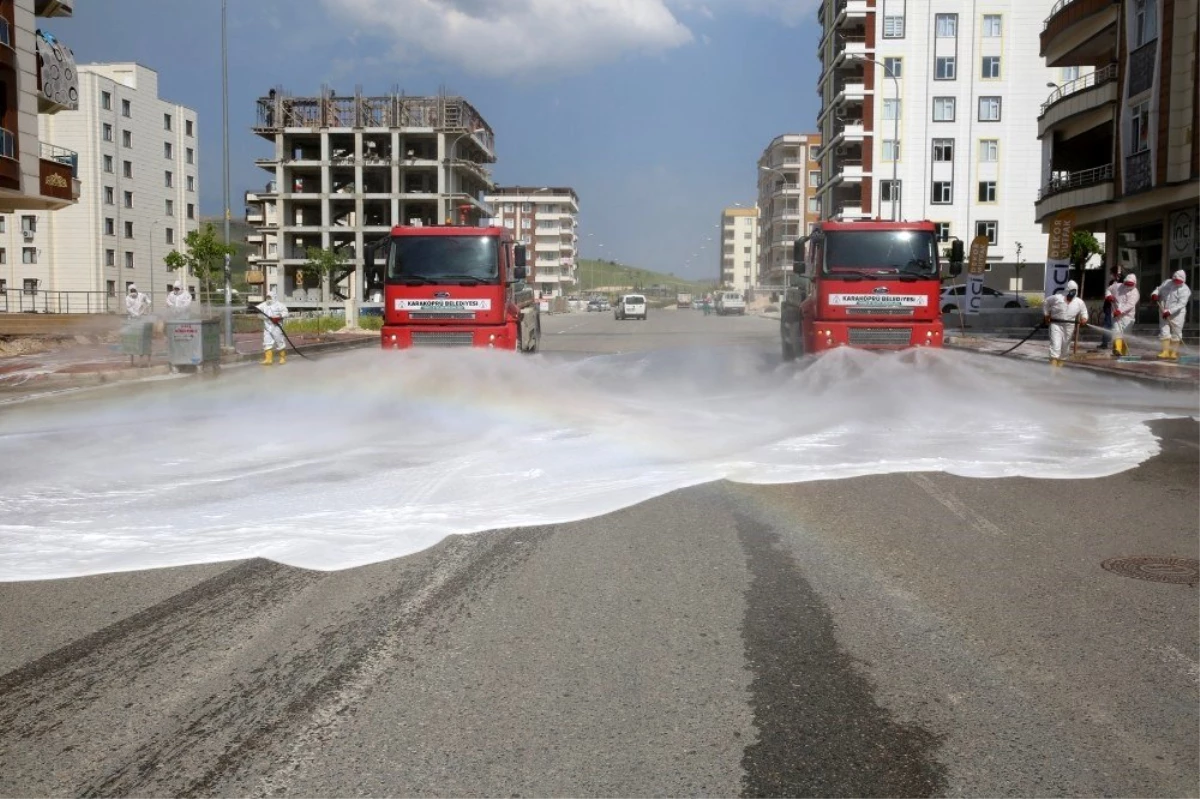 Karaköprü\'nün mahalleleri dezenfekte edildi