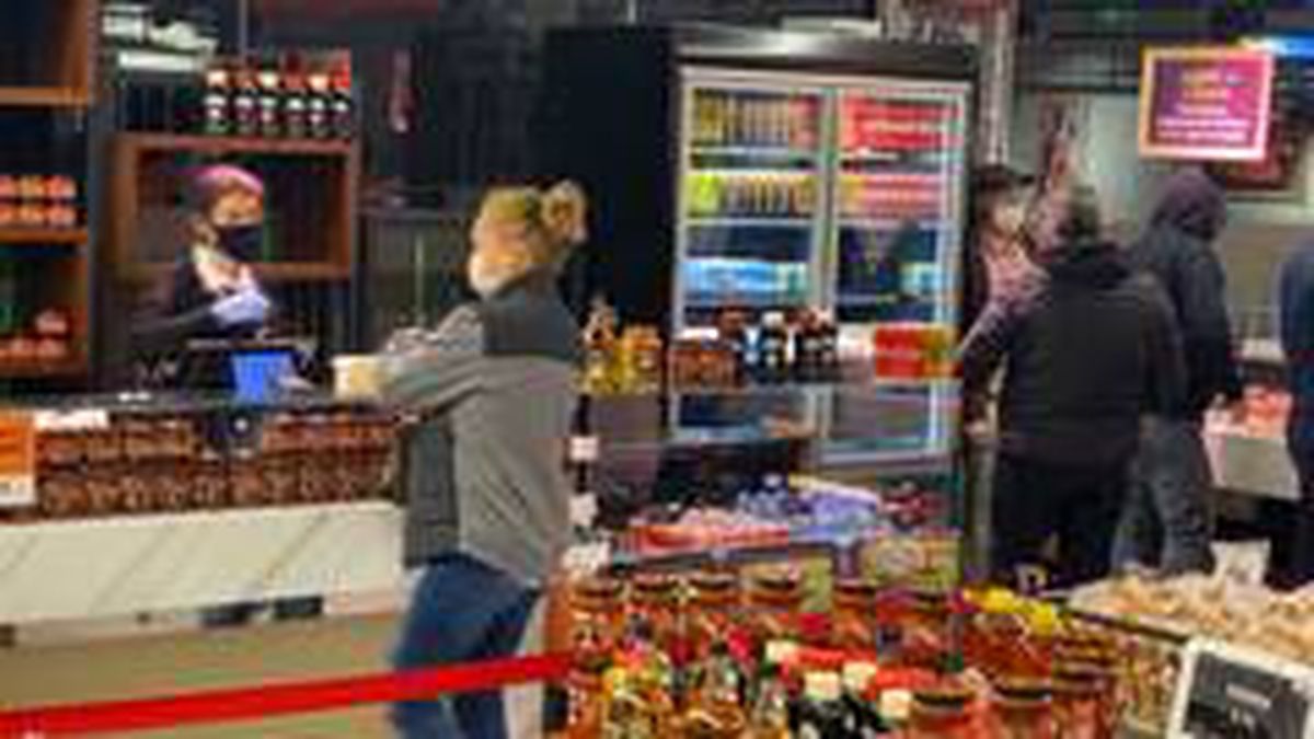 Marketlerde kuyruk
