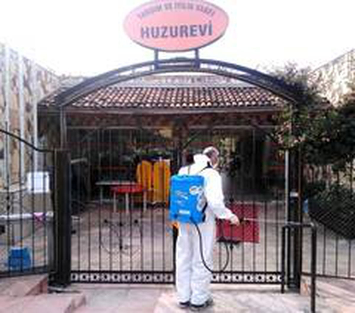 Toroslar\'da dezenfekte çalışmaları sürüyor
