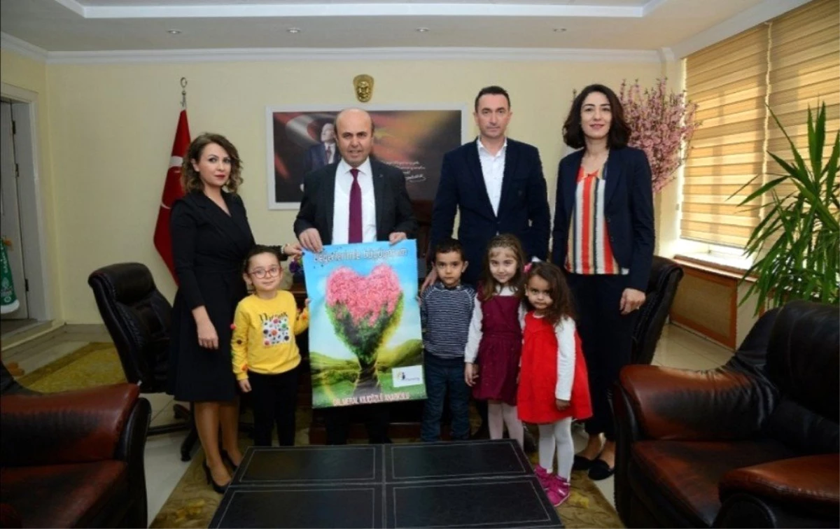 Değerler eğitiminin yer aldığı proje ile çocuklar "evde kal Türkiye" mesajı verdi