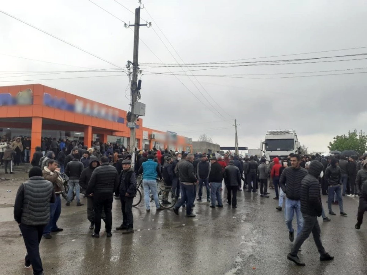 Gürcistan\'da korona nedeniyle ürünlerini satamayan çiftçilerden protesto