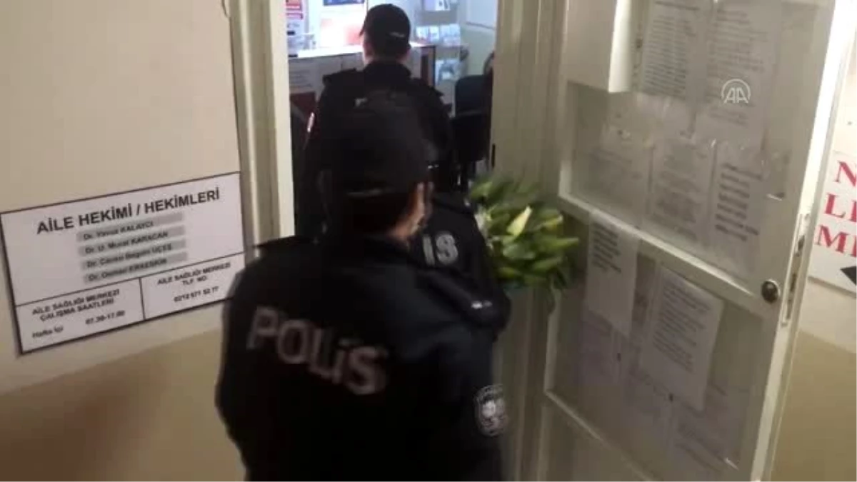 Polislerden Kovid-19 nedeniyle vefat eden doktor için taziye ziyareti