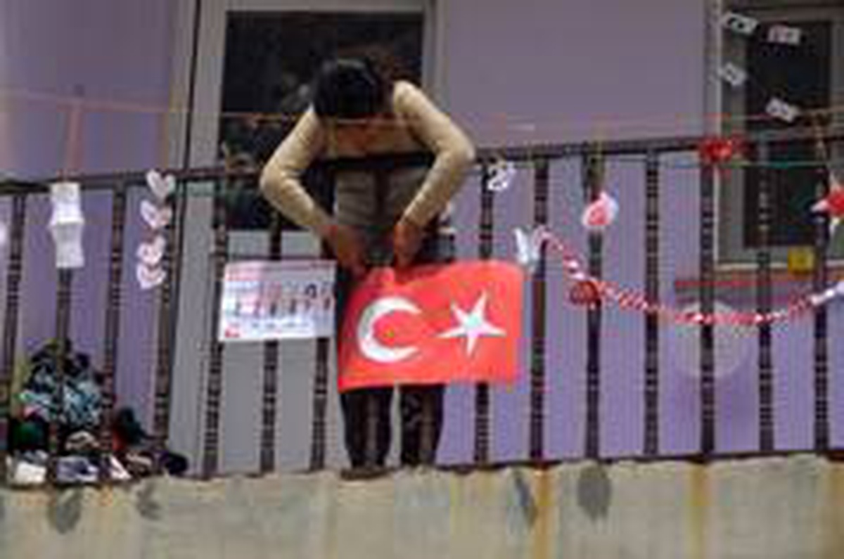 Şırnak\'ta 23 Nisan evlerde kutlanıyor