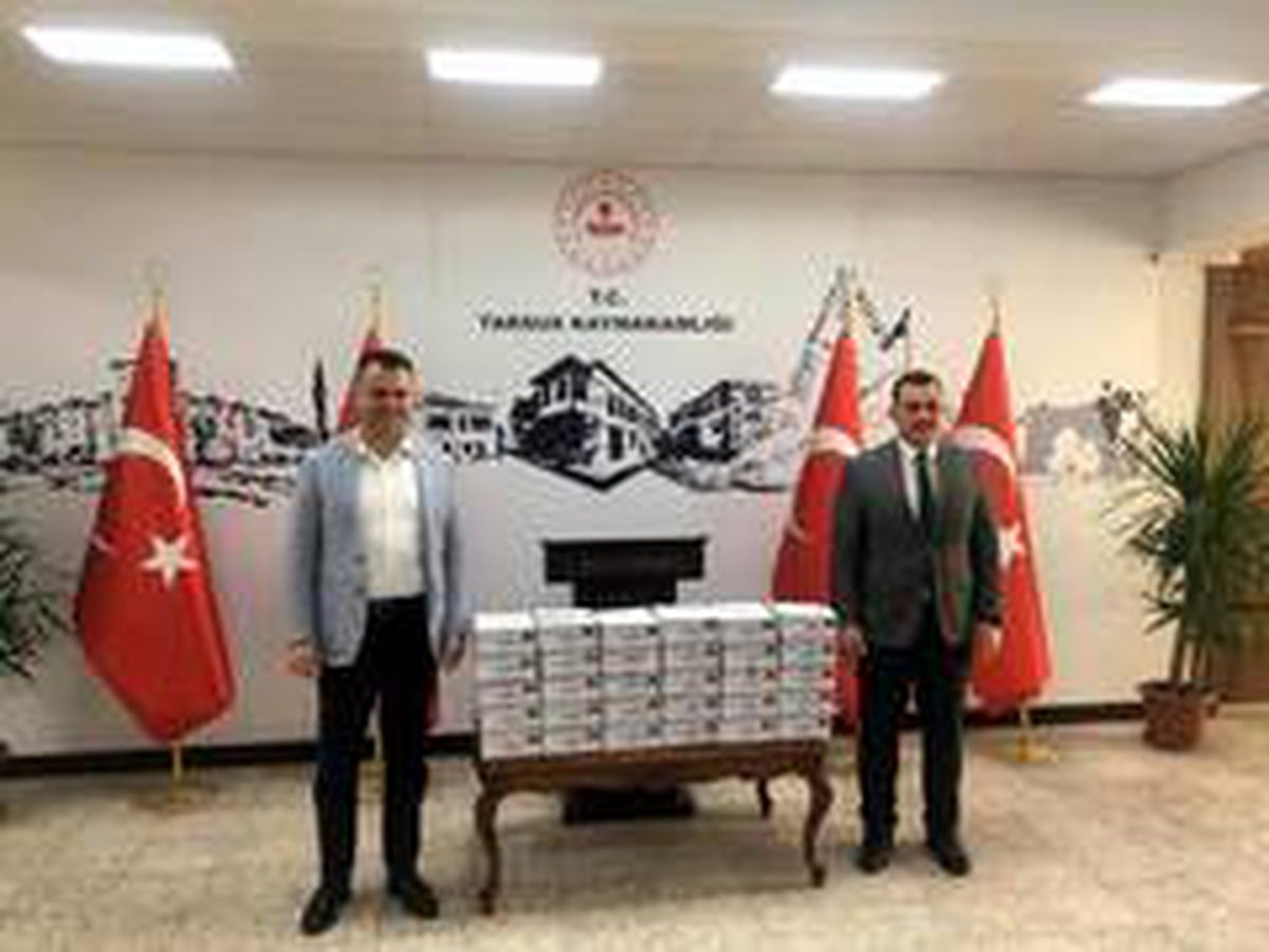 Tarsus Ülkü Ocağı\'ndan Kaymakamlığa 10 bin adet maske
