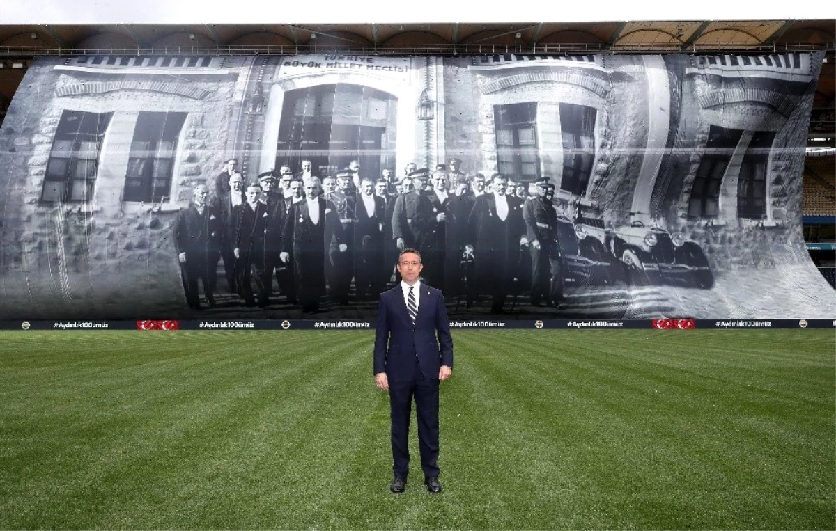 100 yıl önceki fotoğraf, Fenerbahçe Stadı\'nda dalgalandı