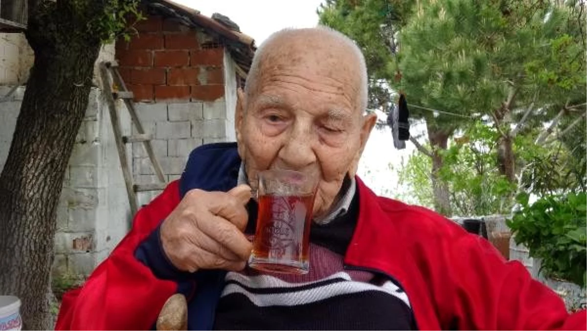 102 yaşındaki Kemal dede: Atatürk gençler için bir ömür tüketti