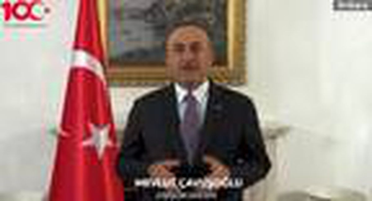 Bakan Çavuşoğlu ve Bakanlık çalışanlarından İstiklal Marşlı \'23 Nisan\' kutlaması