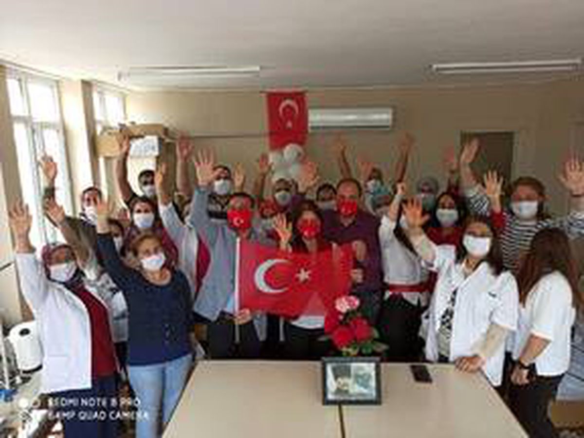 İskenderun Halk Eğitim Merkezi 100 bin maske üretti