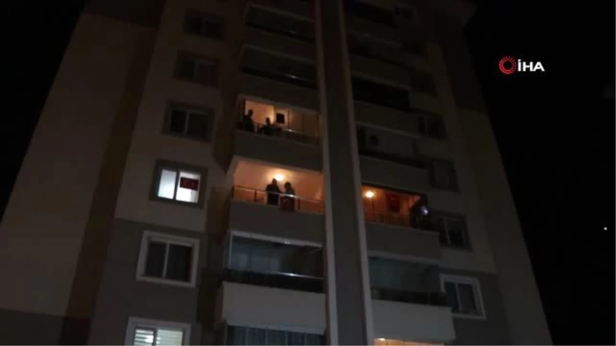 Kırşehir\'de karantinadan çıkan 80 dairelik bina sakinleri çifte sevinç yaşadı