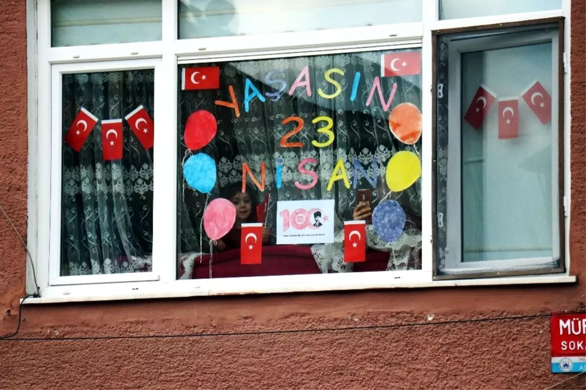 Sakarya\'da coşkulu 23 Nisan kutlaması