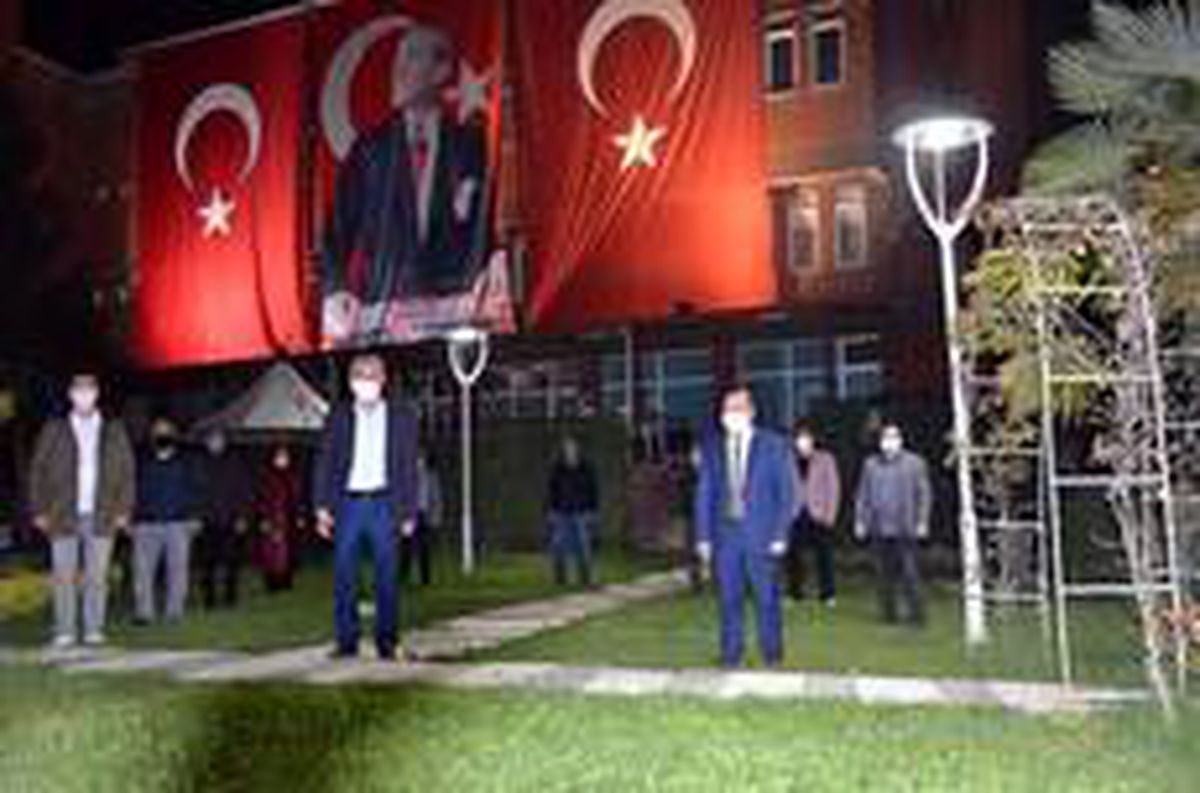 Bayırköy\'de saat 21: 00\'da hayat durdu