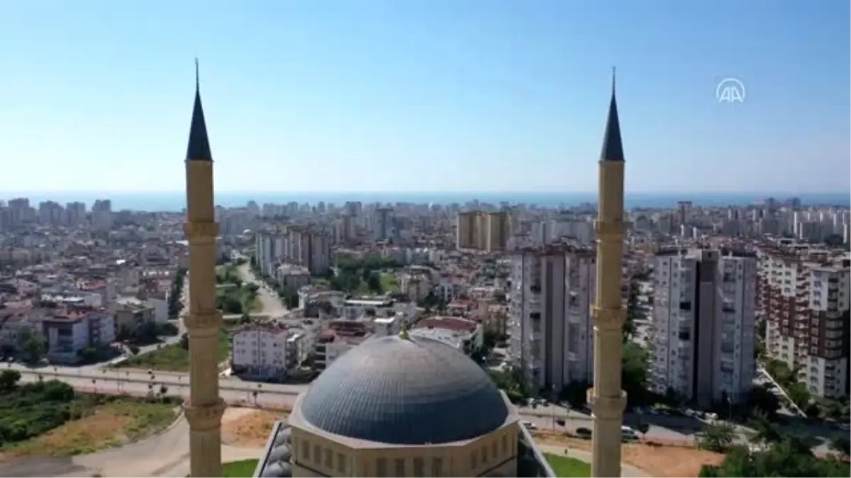 (DRONE) Turizm merkezlerinde sessizlik hakim