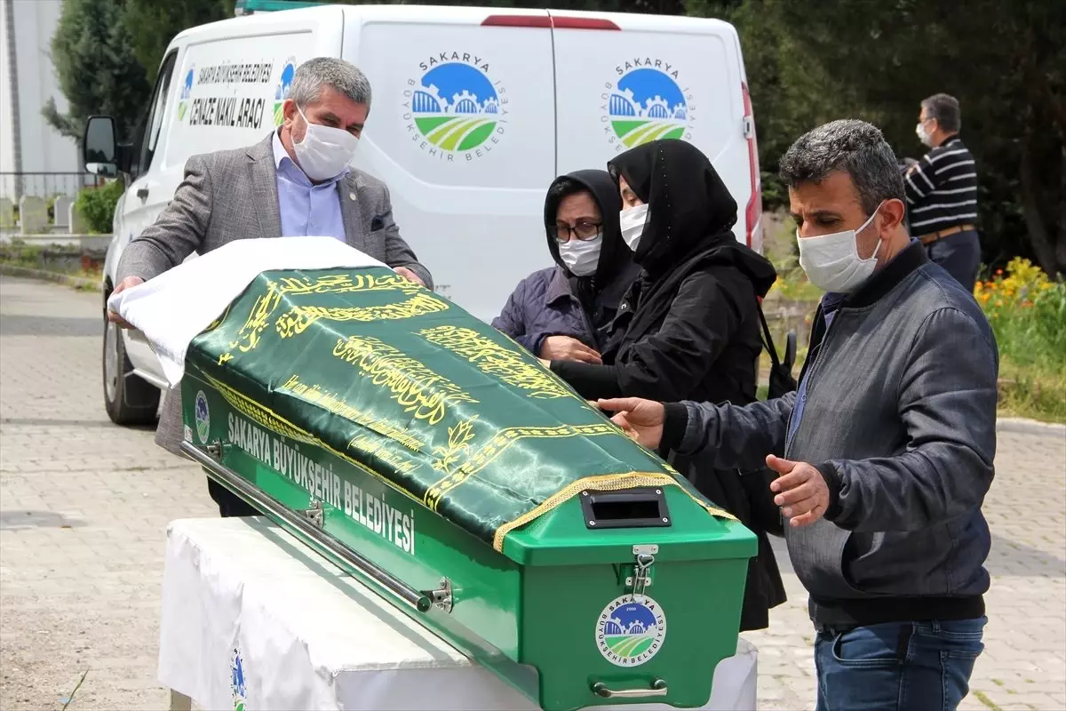 Eski TRT Genel Müdürü Şenol Demiröz son yolculuğa uğurlandı