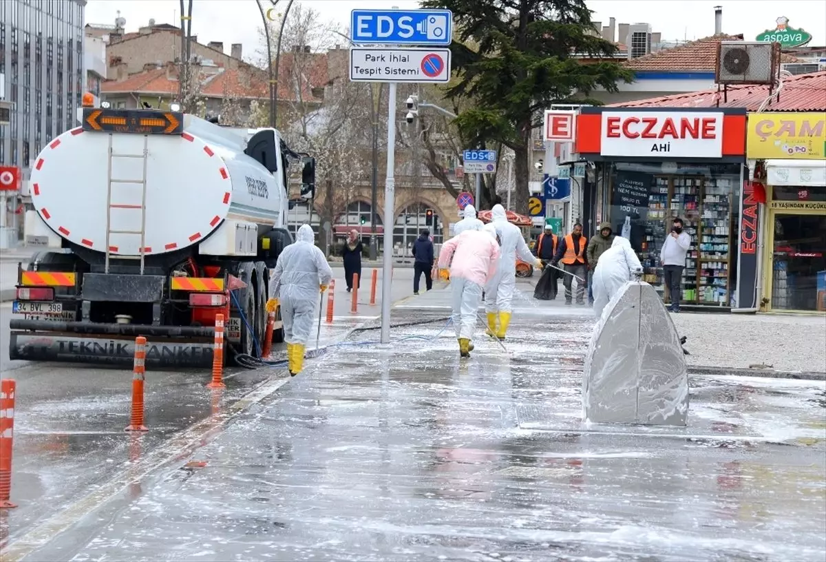 Kırşehir\'de çöp toplama alanları dezenfekte edildi