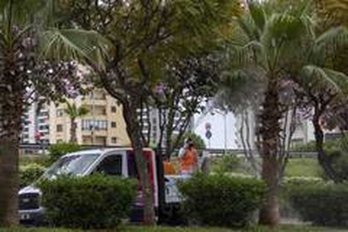 Mersin\'de belediye ekipleri yasak sürecinde de çalıştı