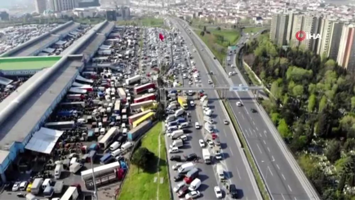 Bayrampaşa sebze ve meyve halindeki yoğunluk havadan görüntülendi