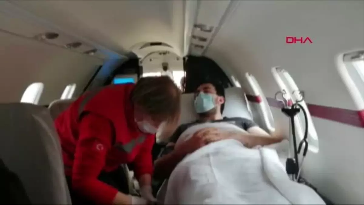 RUSYA\'DAKİ TÜRK VATANDAŞI AMBULANS UÇAĞA BİNDİRİLDİ