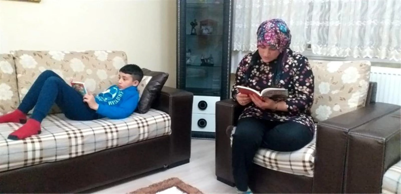 "Ardahan Okuyor Projesi" evlerde devam ediyor