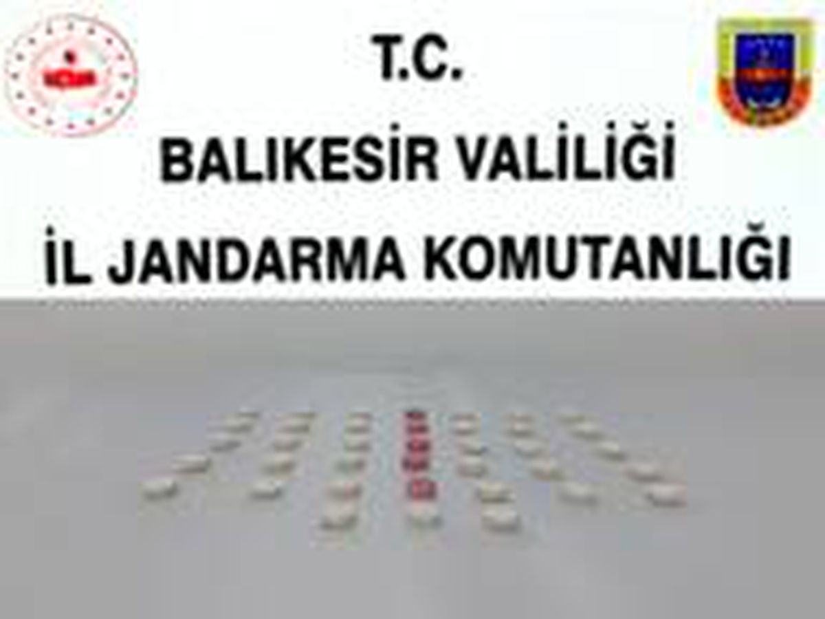 Edremit\'te jandarmadan uyuşturucu operasyonu
