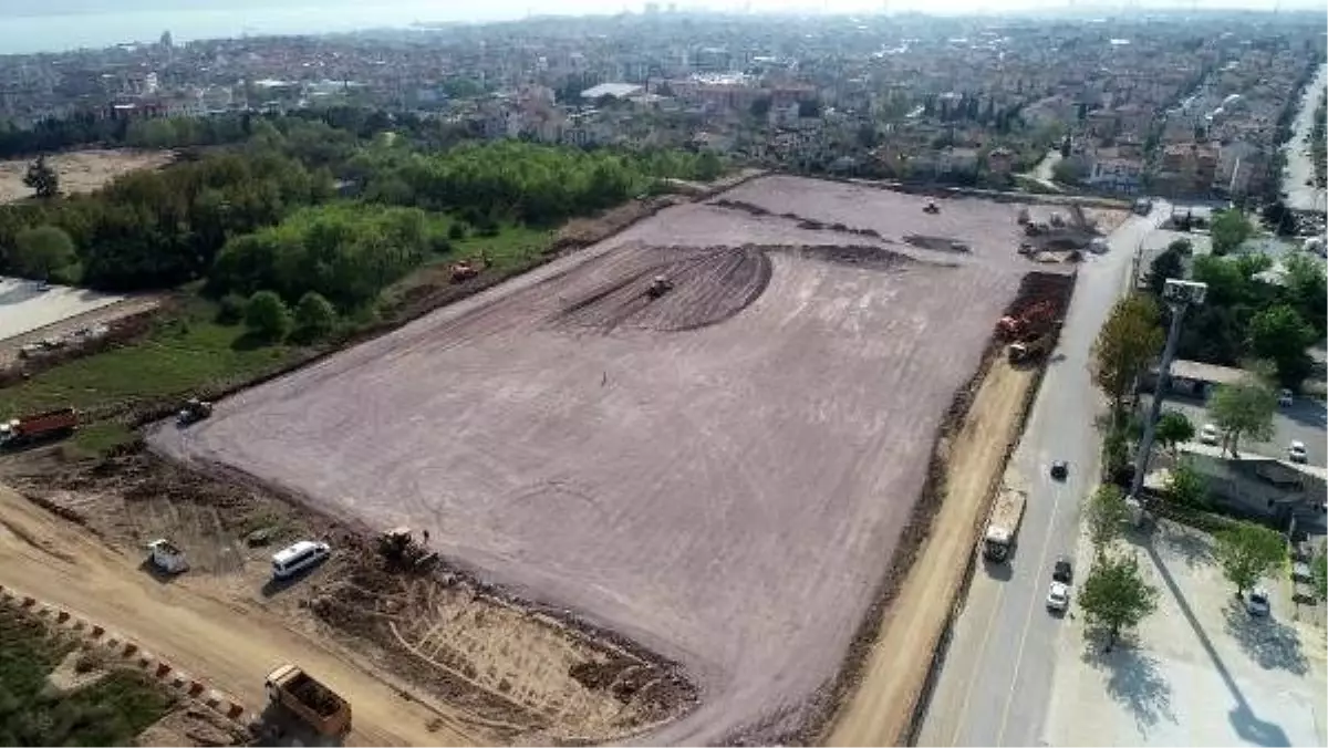 Kocaeli\'de, 250 yataklı yoğun bakım hastanesi çalışmaları hızla sürüyor