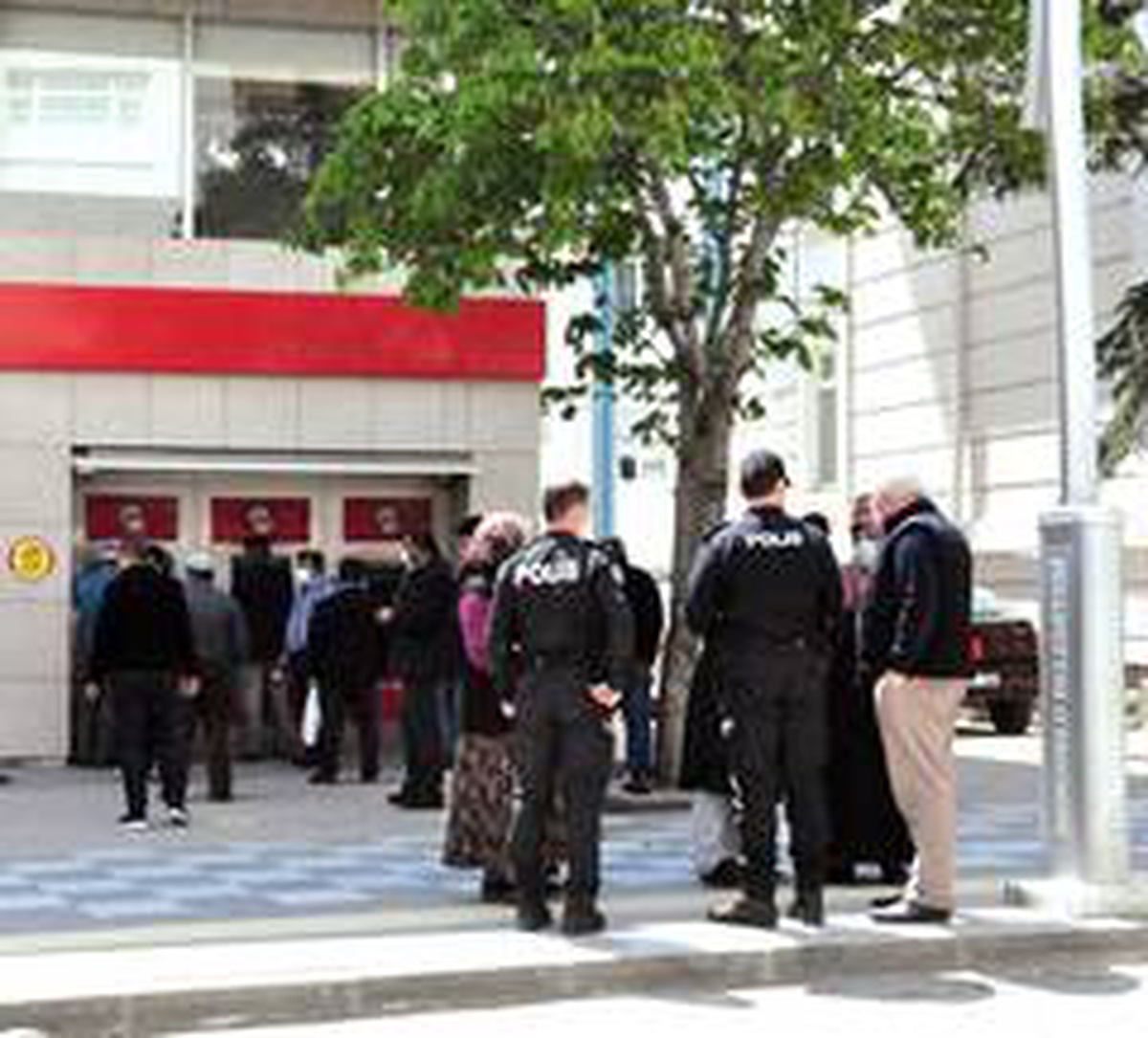 Sungurlu\'da polis ve bekçinin zorlu \'Korona\' mesaisi