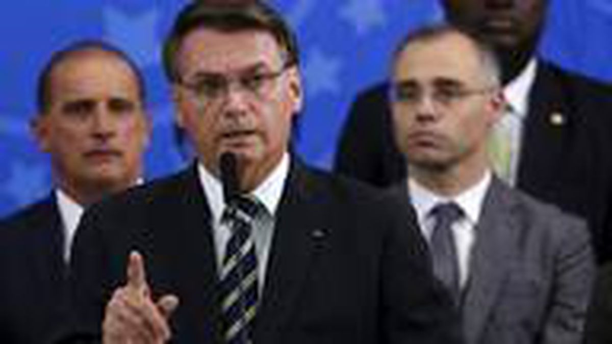 Brezilya Devlet Başkanı Bolsonaro, Emniyet Teşkilatı\'nın başına aile dostunu atadı