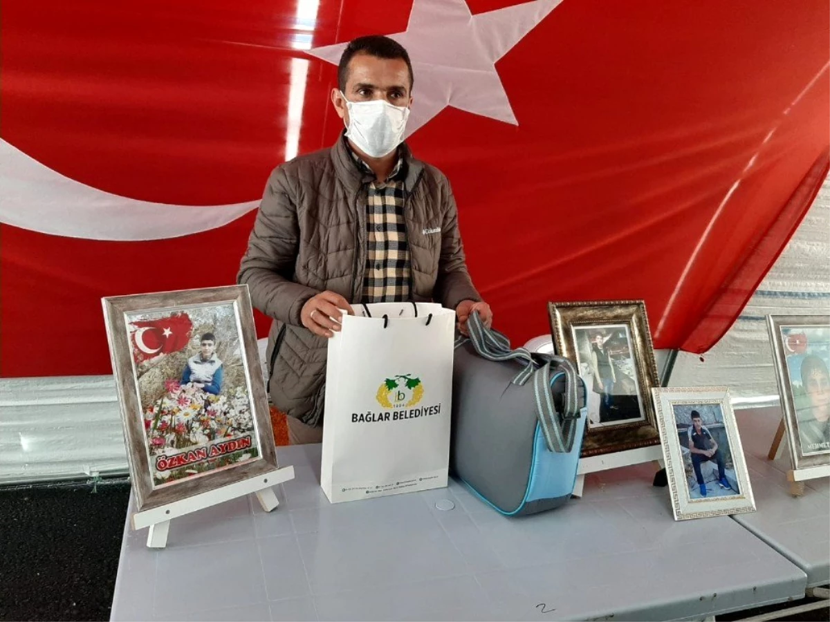 Cumhurbaşkanı Erdoğan\'ın ismini bıraktığı Hamza bebeğe Başkan Beyoğlu\'ndan anlamlı hediye