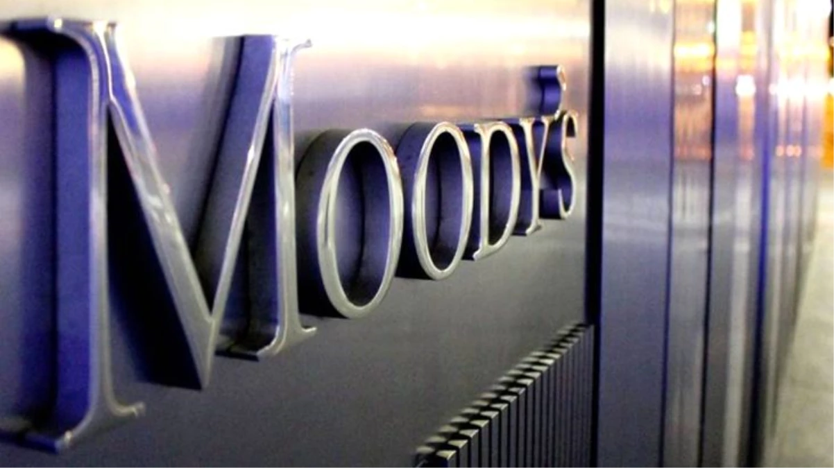 Moody\'s: Türkiye 2020\'de yüzde 5 daralacak, 2021\'de ise yüzde 3,5 büyüyecek