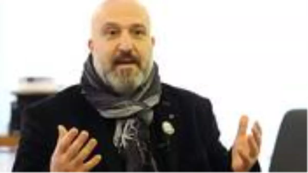 Abdülhamid\'in torunundan koronavirüs önerisi: Pamuk ve yün oranı yüksek kumaşlar giyelim