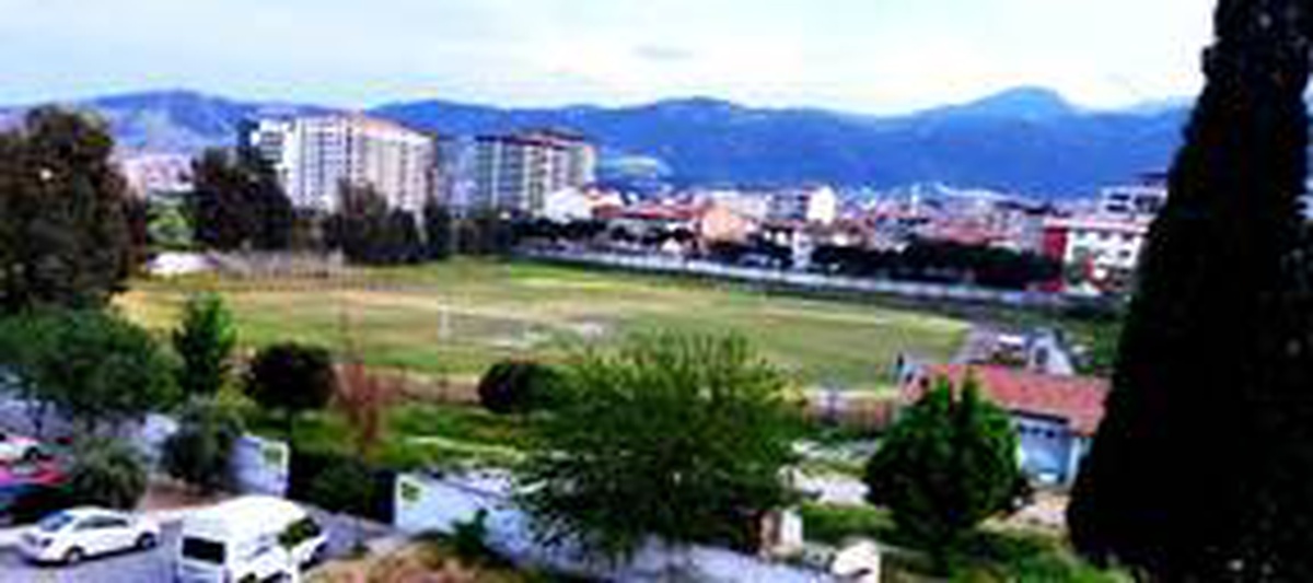 Alaşehir Şehir Stadı\'nda yenileme çalışmaları başladı