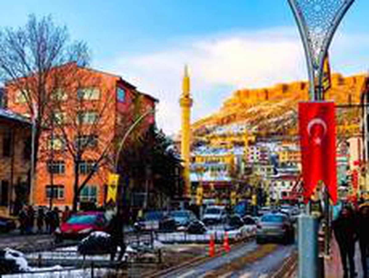 Bayburt\'ta trafiğe kayıtlı araç sayısı Mart ayı sonu itibarıyla 15 bin 602 oldu