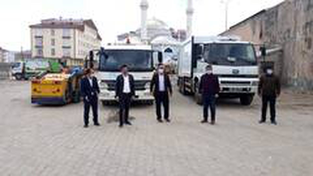 Çaldıran Belediyesi atıl durumdaki üç aracı yeniledi