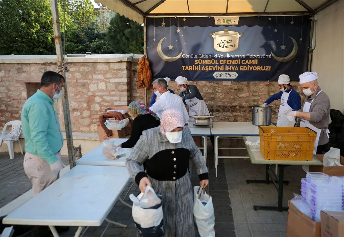 Cami cemaatinden ramazan yardımı