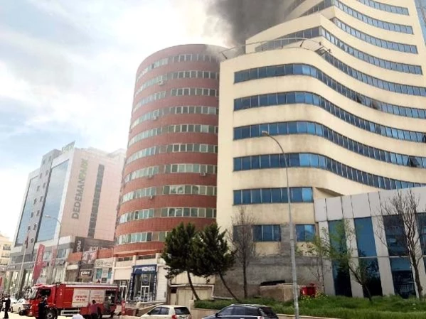 Gaziantep'te, boş otelde yangın - Son Dakika