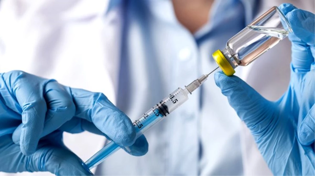 Oxford Üniversitesi, koronavirüs aşısının seri üretimi için dev şirketle anlaştı
