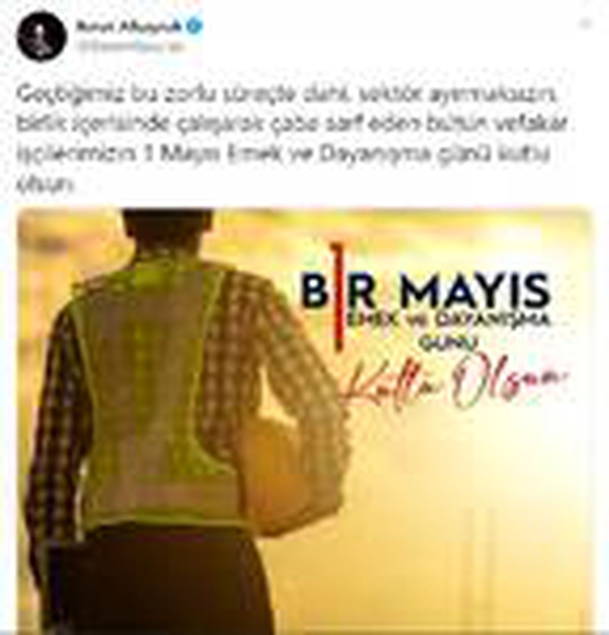 Bakan Albayrak, 1 Mayıs\'ı kutladı