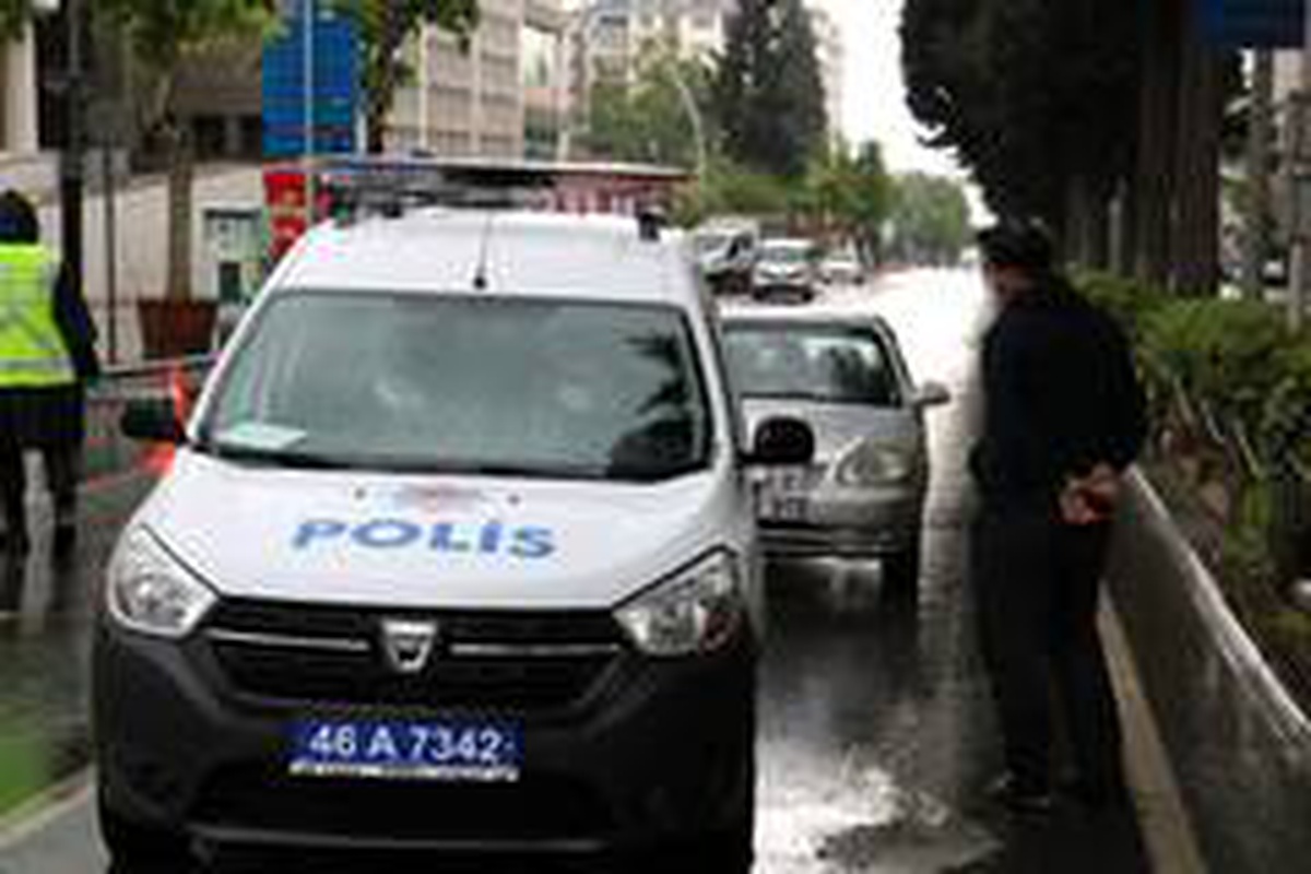 Ekmek almaya otomobiliyle giden sürücüye 392 lira ceza