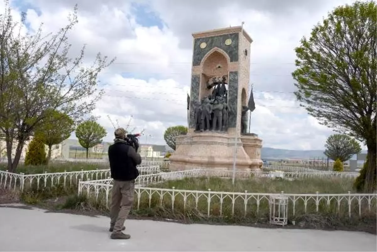 Eskişehir\'in Taksim Meydanı bu yıl sessizliğe büründü