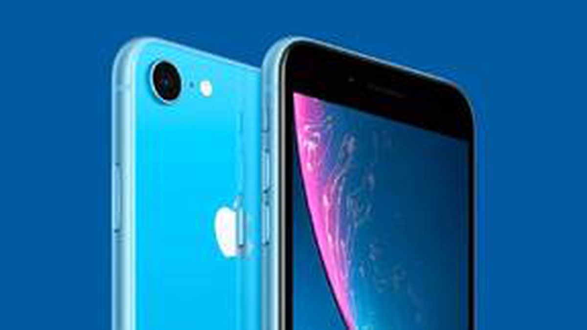 iPhone SE\'ye Hiç Acımadılar: Maket Bıçaklı Saldırı