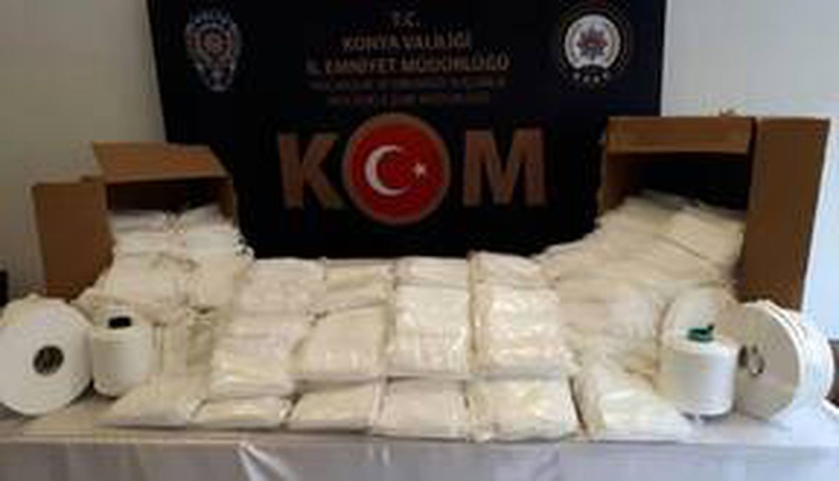 Konya\'da izinsiz üretilen 17 bin maske yakalandı