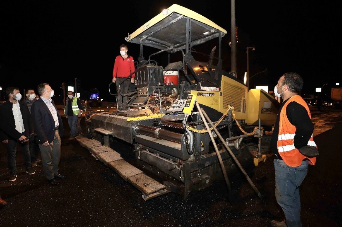 Başkan Büyükakın, gece denetimlerini sürdürüyor