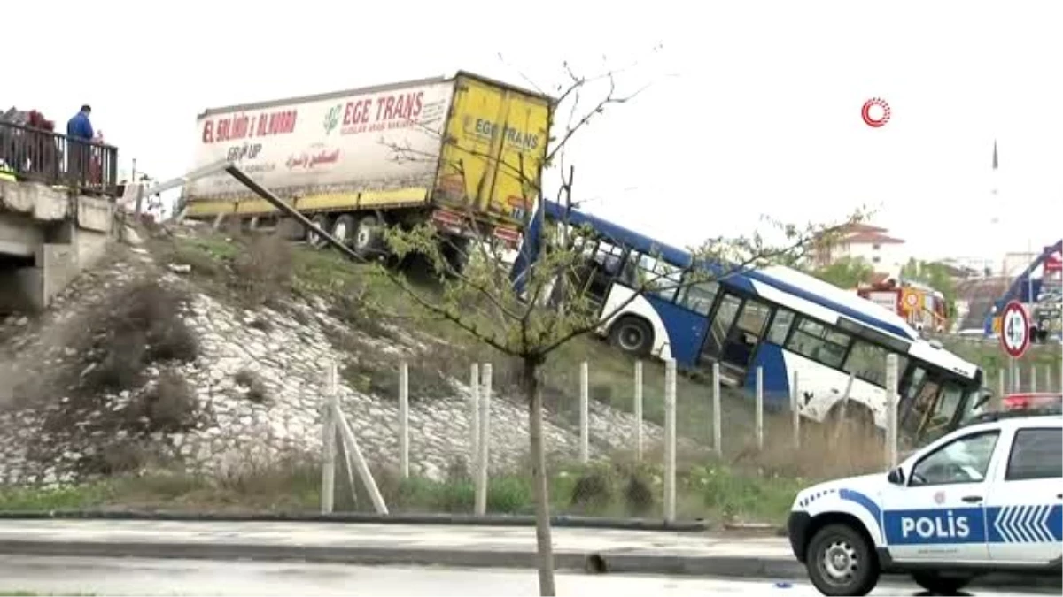 Başkentte tır, EGO otobüsüne çarptı: 9 yaralı